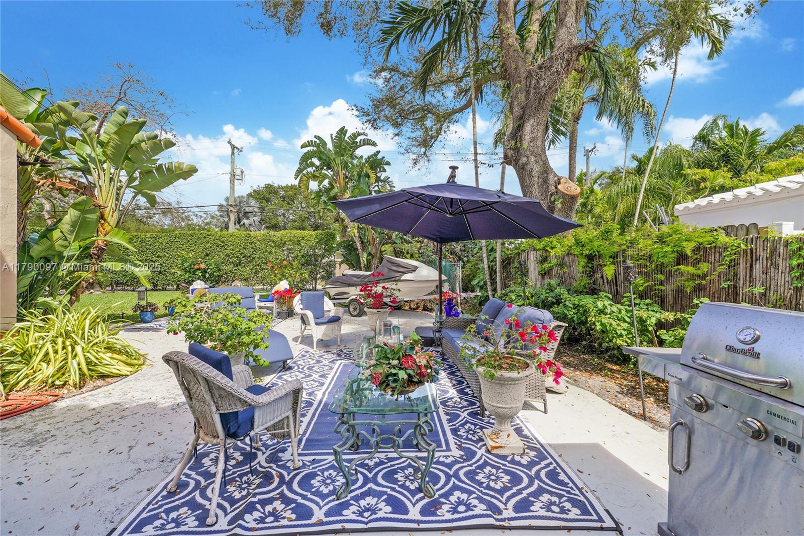 MIAMI SHORES SEC 1 AMD - Residential Lease