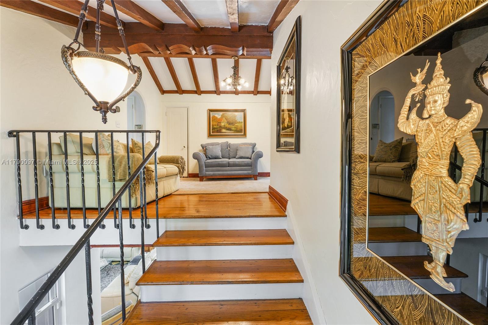 MIAMI SHORES SEC 1 AMD - Residential Lease