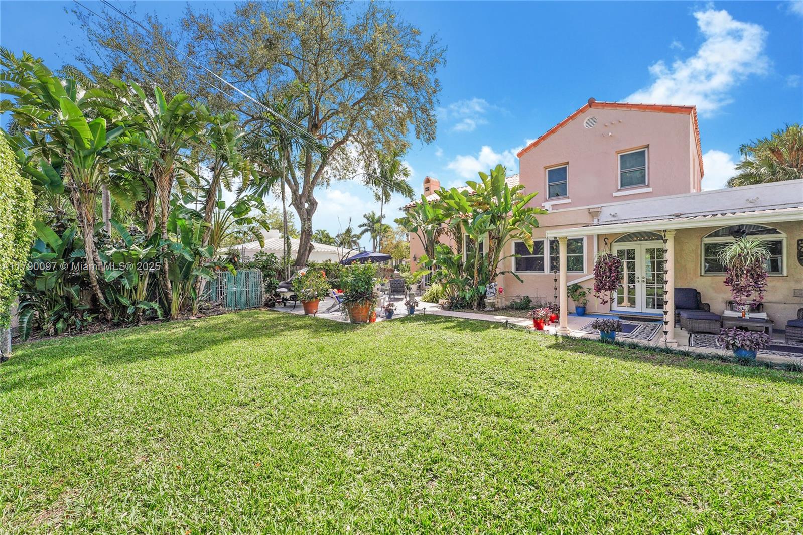 MIAMI SHORES SEC 1 AMD - Residential Lease