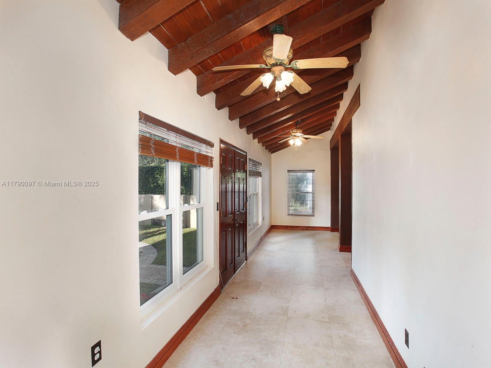 MIAMI SHORES SEC 1 AMD - Residential Lease