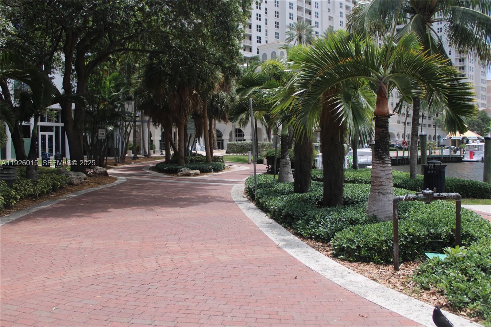 LAS OLAS BY THE RIVER CON - Residential Lease