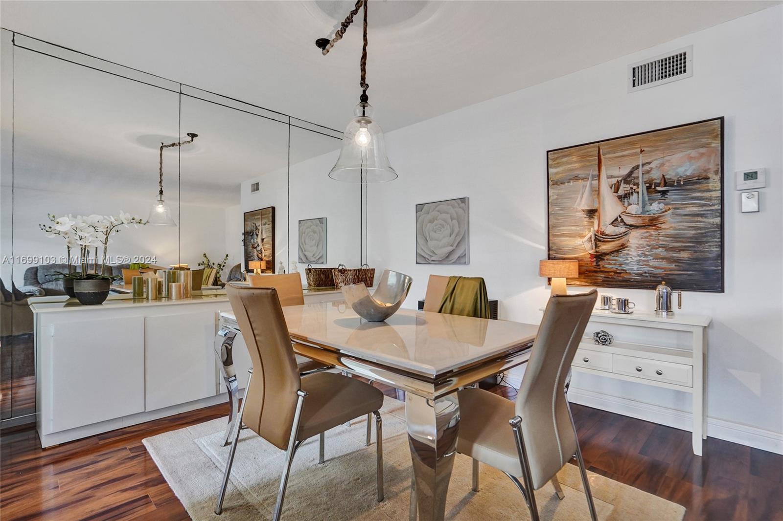CASA PARADISO CO-OP - Residential