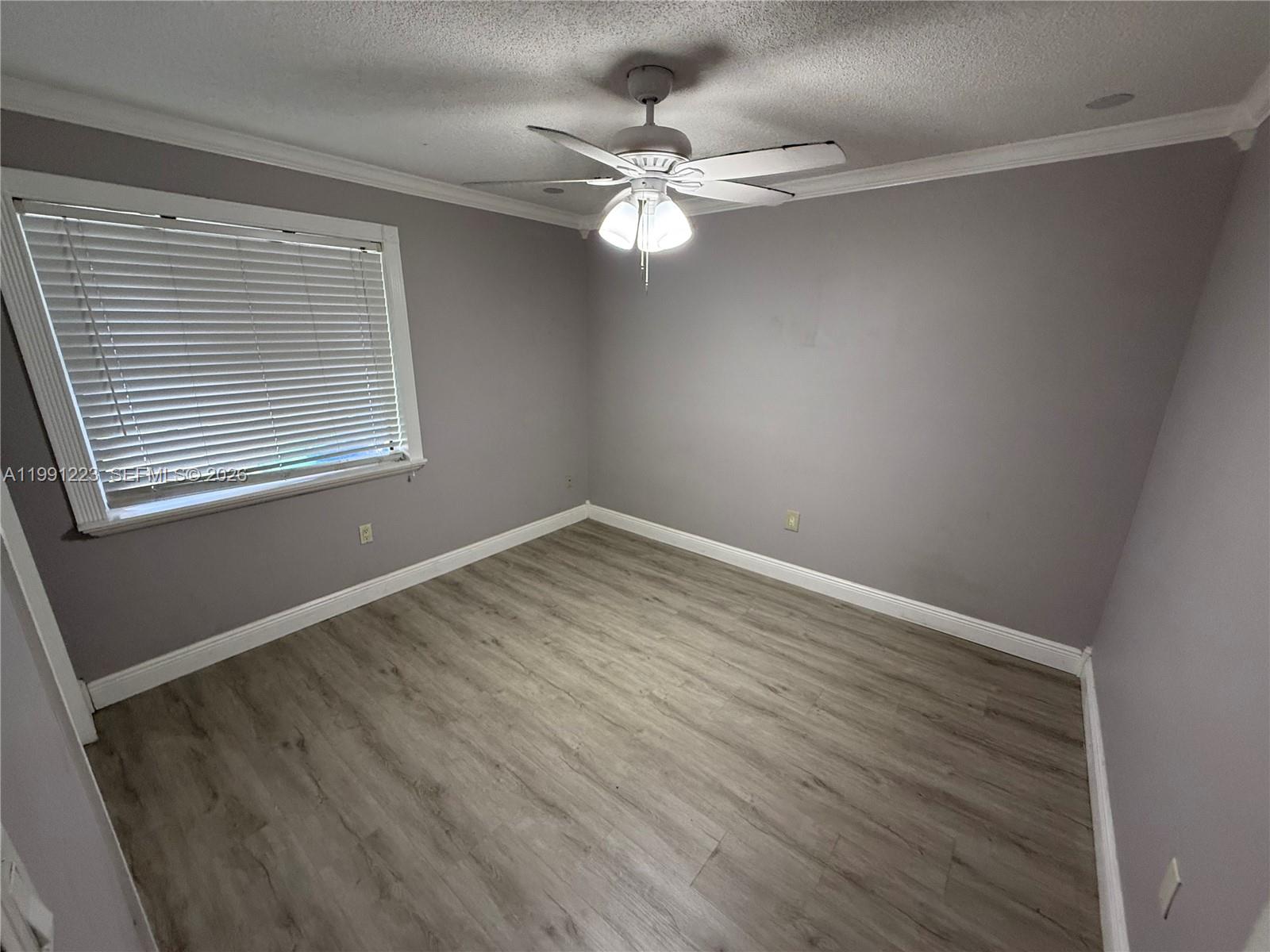 LAGUNA TROPICAL CONDO - Residential