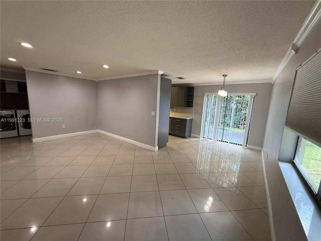 Photo of 6854 NW 173rd Dr #210, Hialeah, FL 33015 (MLS # A11991223)