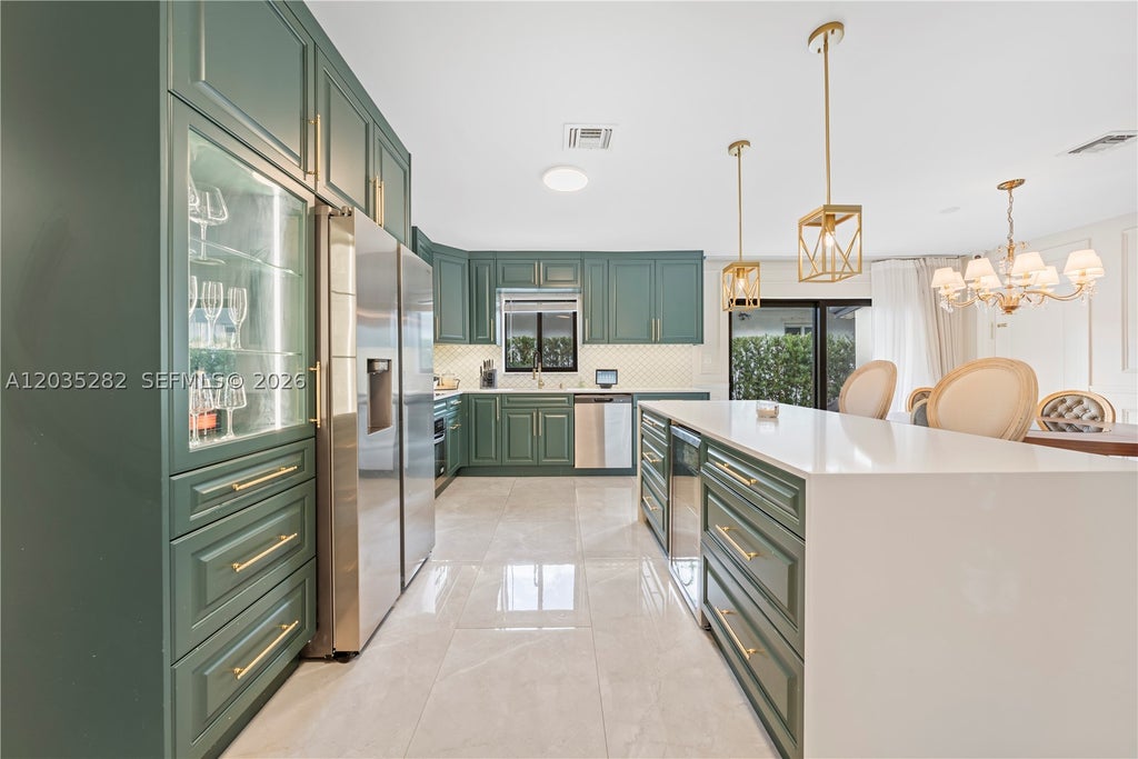 Photo of 1302 Fillmore St, Hollywood, FL 33019 (MLS # A12035282)