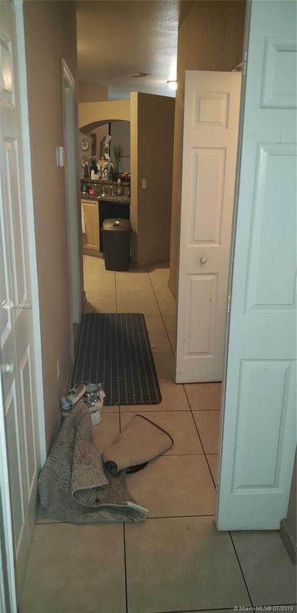 SABAL CHASE - Residential