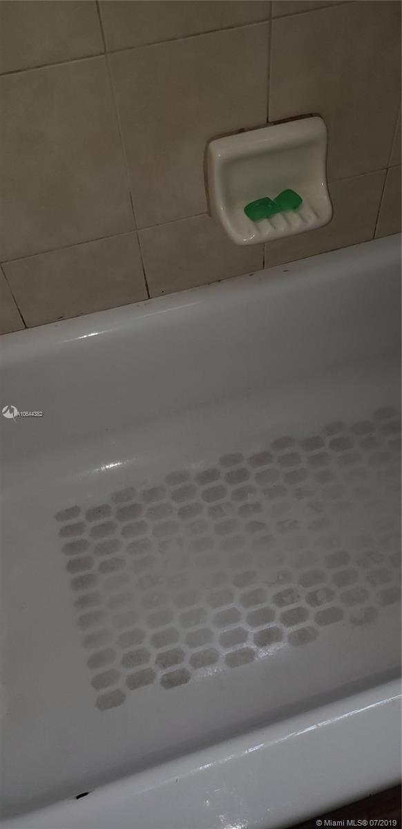 SABAL CHASE - Residential