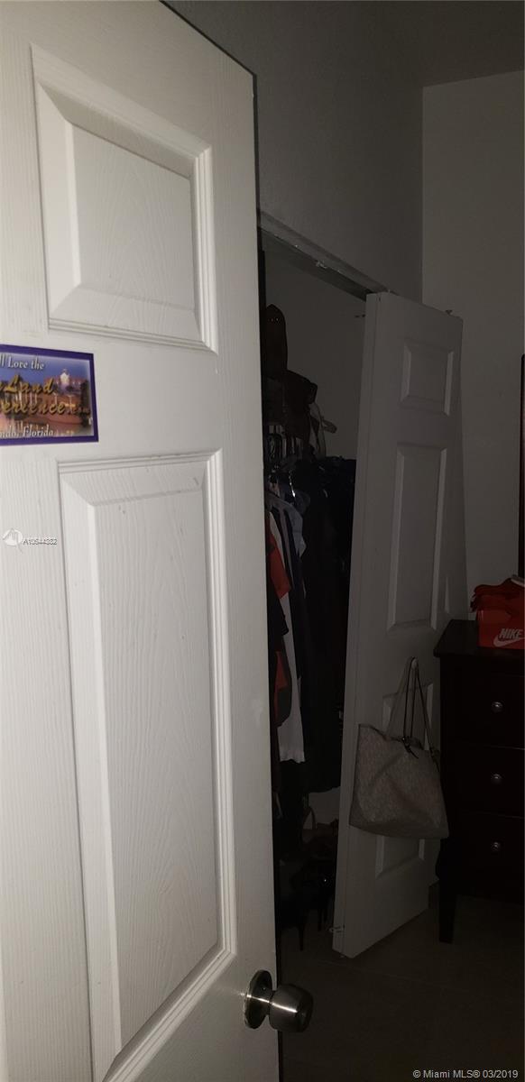 SABAL CHASE - Residential