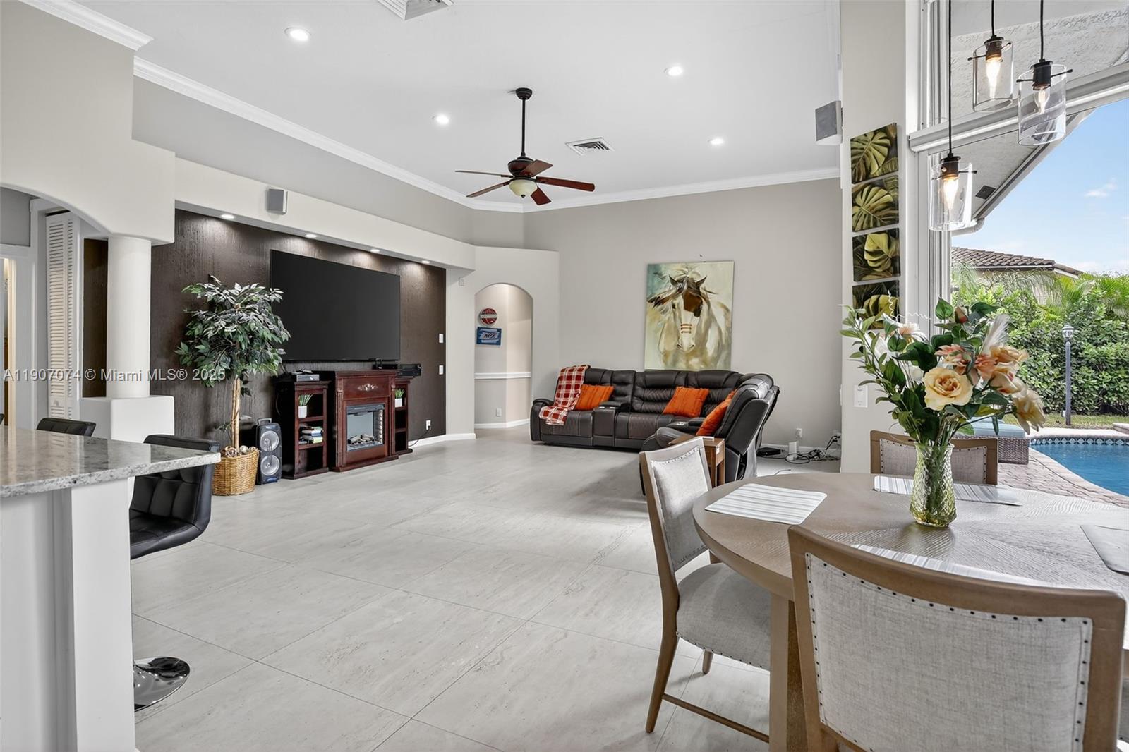 SECTOR 6 EAST - Residential