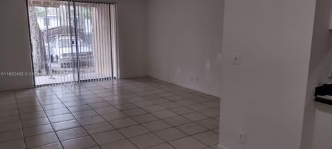 4009 N University Dr 112 Sunrise FL 33351