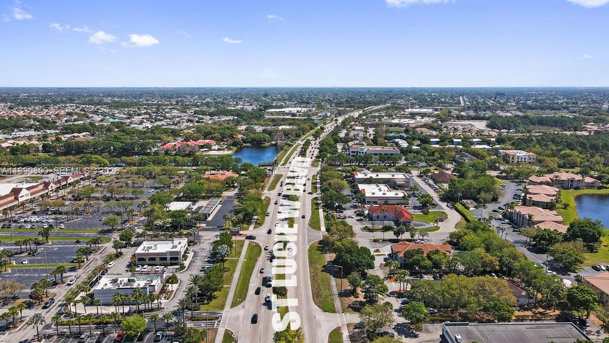 LAKEFOREST POINTE - Residential