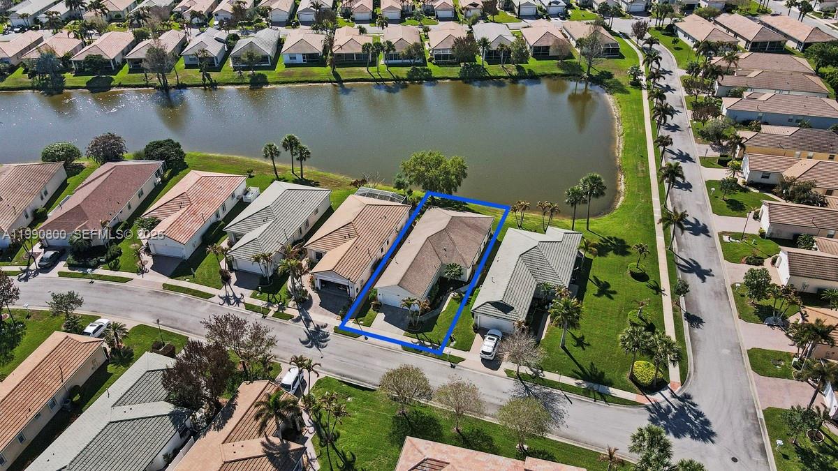 LAKEFOREST POINTE - Residential