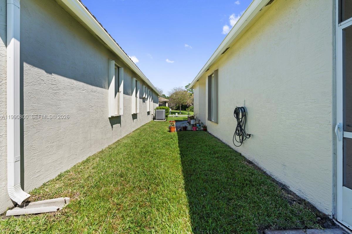 LAKEFOREST POINTE - Residential