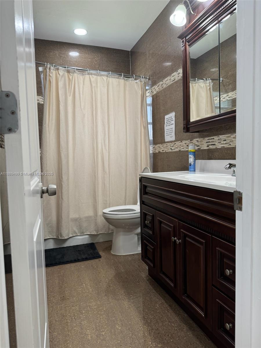 WINDWARD HEIGHTS NO 5 - Residential Lease