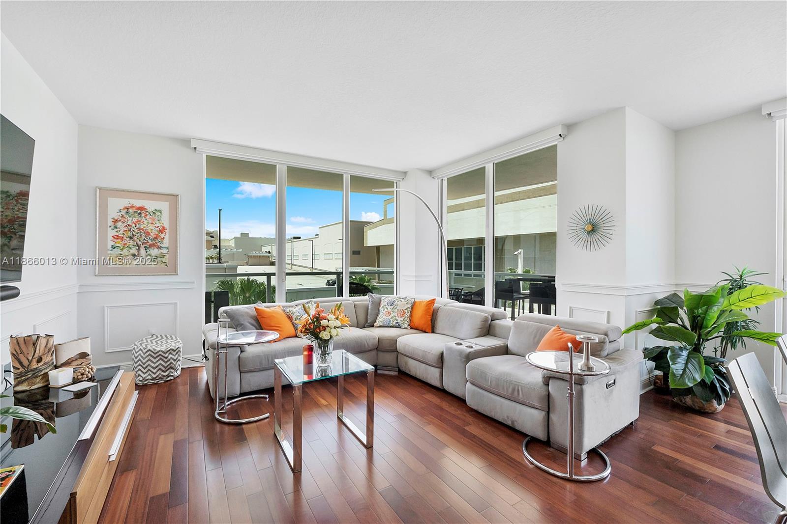 PORT CONDO - Residential