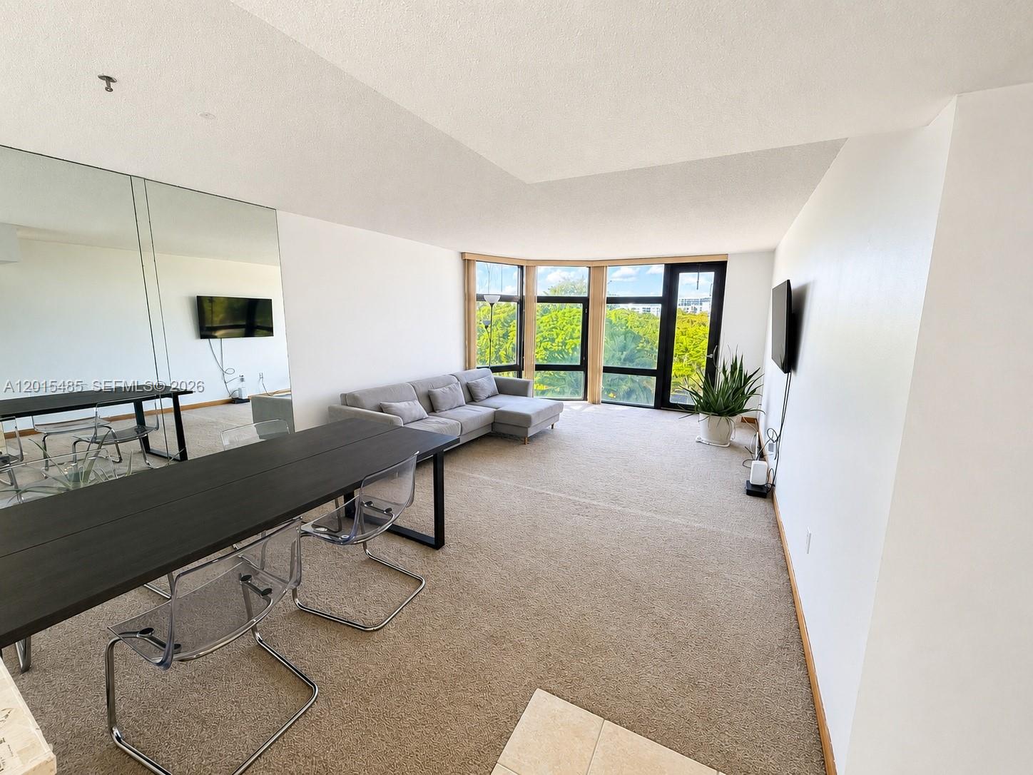 BONAVISTA CONDO - Residential