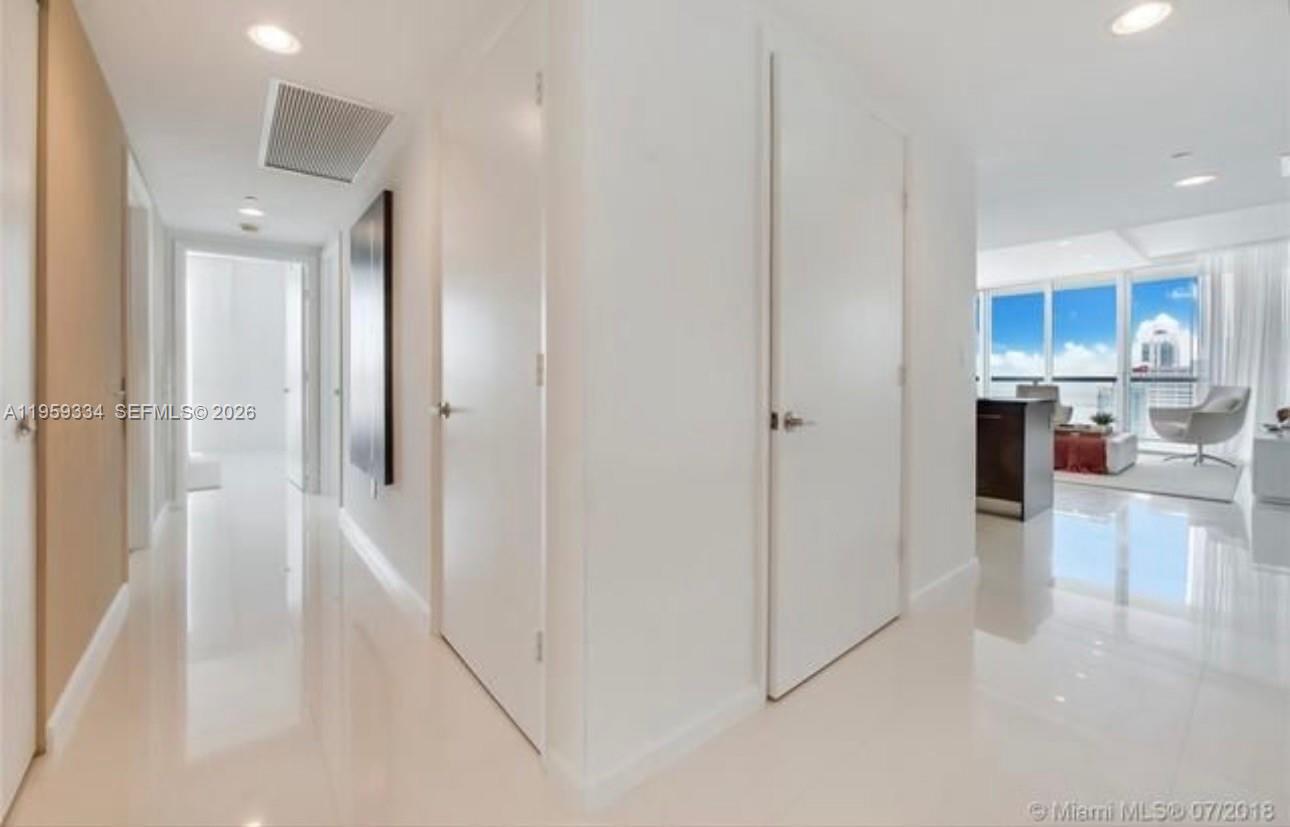 ICON BRICKELL NO TWO - Residential Lease