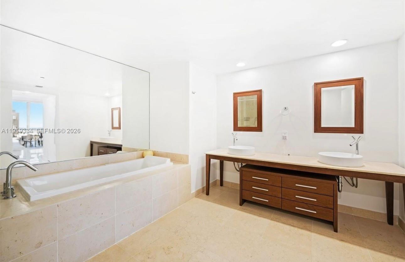 ICON BRICKELL NO TWO - Residential Lease