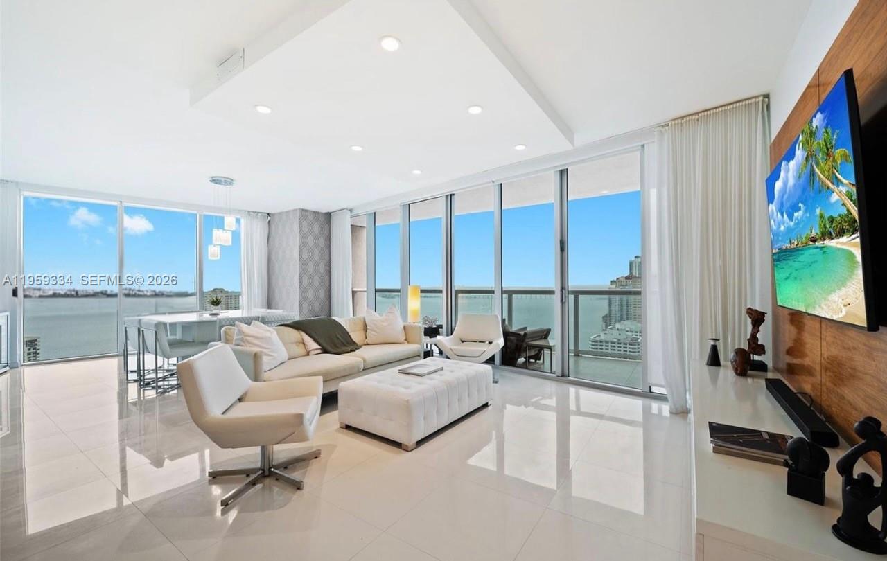 ICON BRICKELL NO TWO - Residential Lease