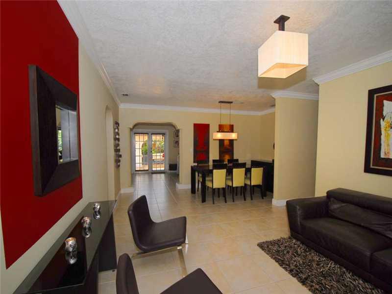 WESTWOOD LAKES - Residential Lease