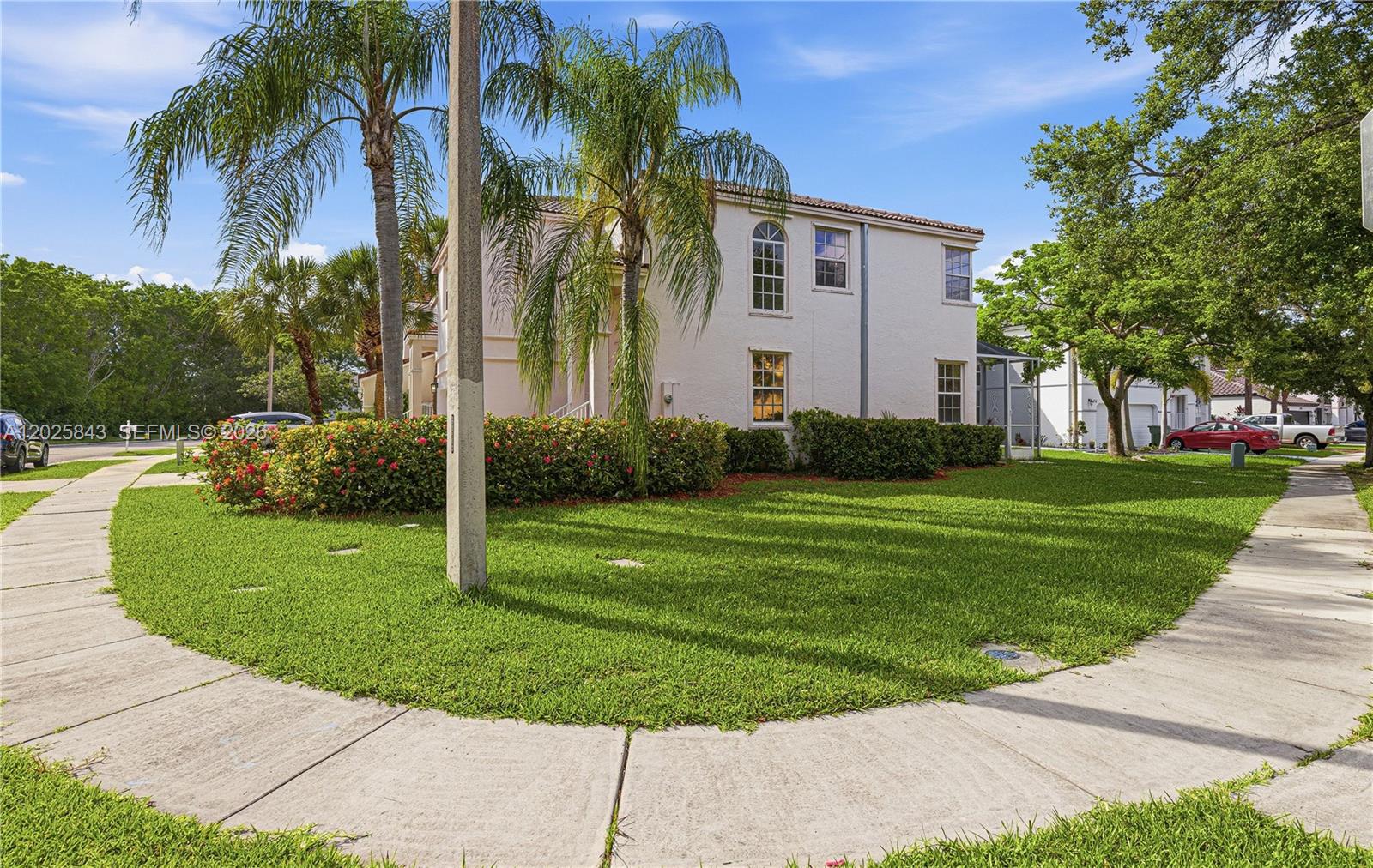15901 NW 5th St