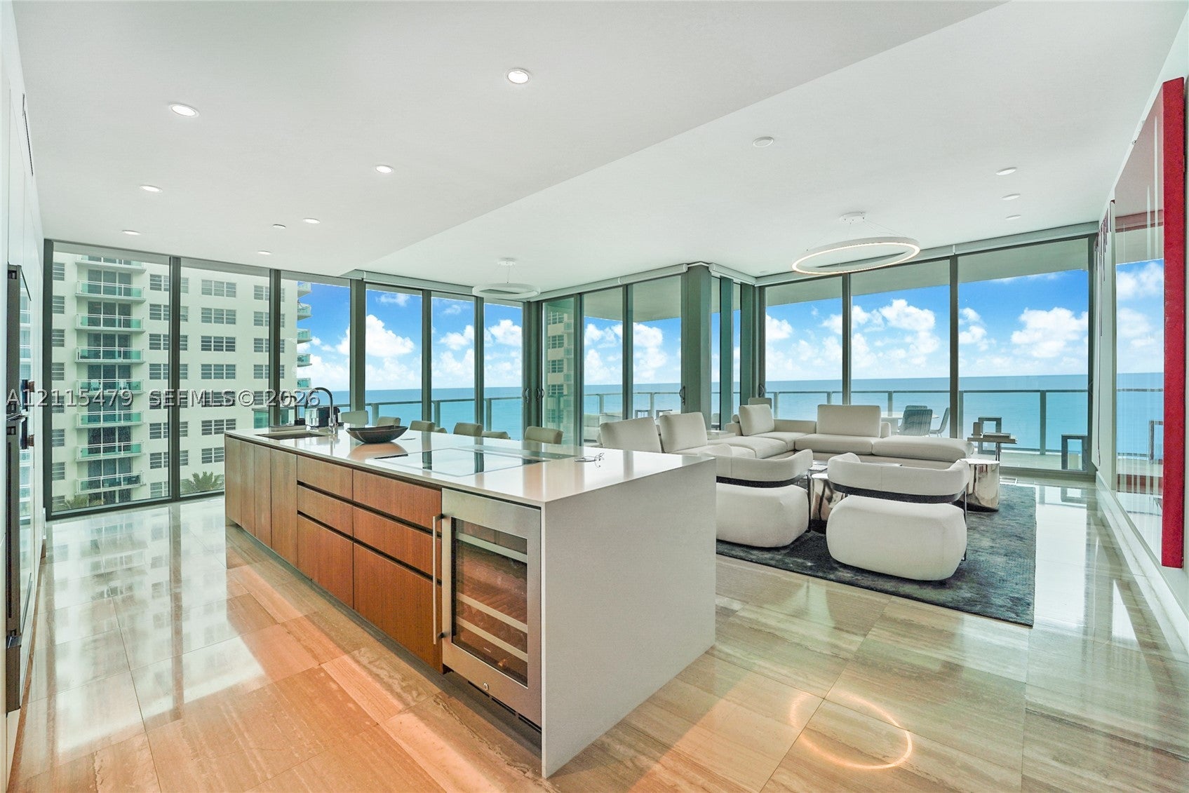 6901 Collins Ave 501