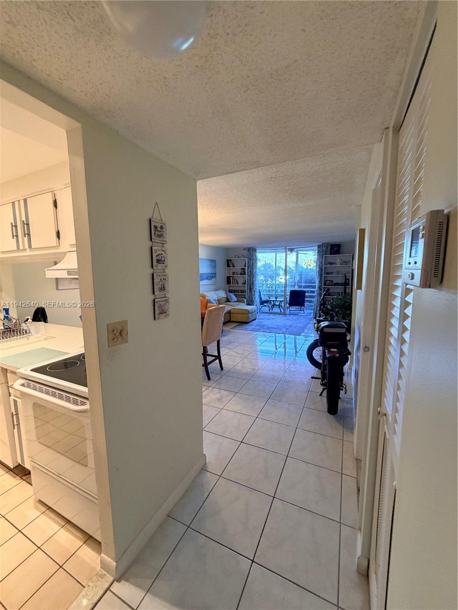 DANIANS SOUTH CONDO - Residential