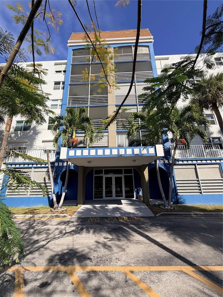 SPACIOUS 1 BEDROOM 1 AND 1/2 BATH CONDO, NO AGE RESTRICTIONS, EAST OF US1, JUST 1 MILE TO THE BEACH, 5 MINUTES TO FORT LAUDERDALE HOLLYWOOD INTERNATIONAL AIRPORT & PORT EVERGLADES, WALK TO THE CASINO AT DANIA BEACH. CLOSE TO NEW DANIA POINTE & OAKWOOD PLAZA, LOTS OF SHOPPING & RESTAURANTS, WALK TO PUBLIX & MORE. TILE FLOORING THROUGHOUT, FRESHLY PAINTED, REMODELED KITCHEN; PLENTY OF CABINETS, STAINLESS STEEL FRIGIDAIRE, REMODELED BATHROOMS , LOTS OF CLOSET SPACE, TWO WALK IN CLOSETS IN PRIMARY BEDROOM, SCREENED BALCONY, SECURE BUILDING WITH PHONE ENTRY, EXTRA STORAGE UNIT, BEAUTIFUL CLUBHOUSE & RESORT STYLE HEATED SWIMMING POOL, FITNESS CENTER, BILLIARDS, CARD ROOM & MORE,  CLOSE TO DOWNTOWN HOLLYWOOD & LAS OLAS, EASY ACCESS TO 595 & I-95
Have reserves.
ALL SPECIAL ASSESSMENTS HAVE BEEN PAID IN FULL BY OWNER. THE BUILDING ALSO OFFERS ADDITIONAL GUEST PARKING.
