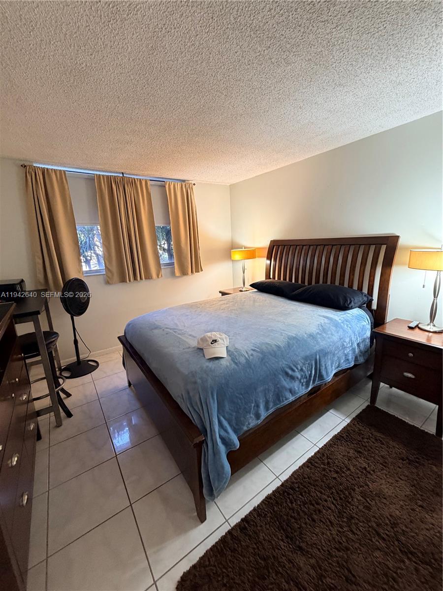 DANIANS SOUTH CONDO - Residential