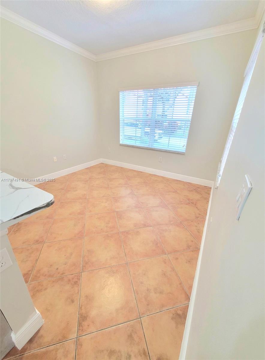 VILLA VIZCAYA CONDO - Residential