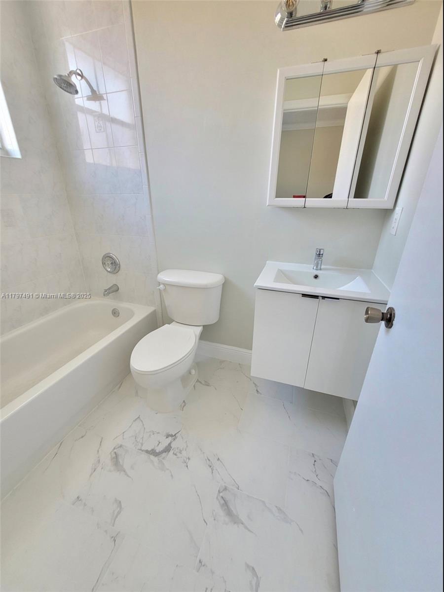 VILLA VIZCAYA CONDO - Residential