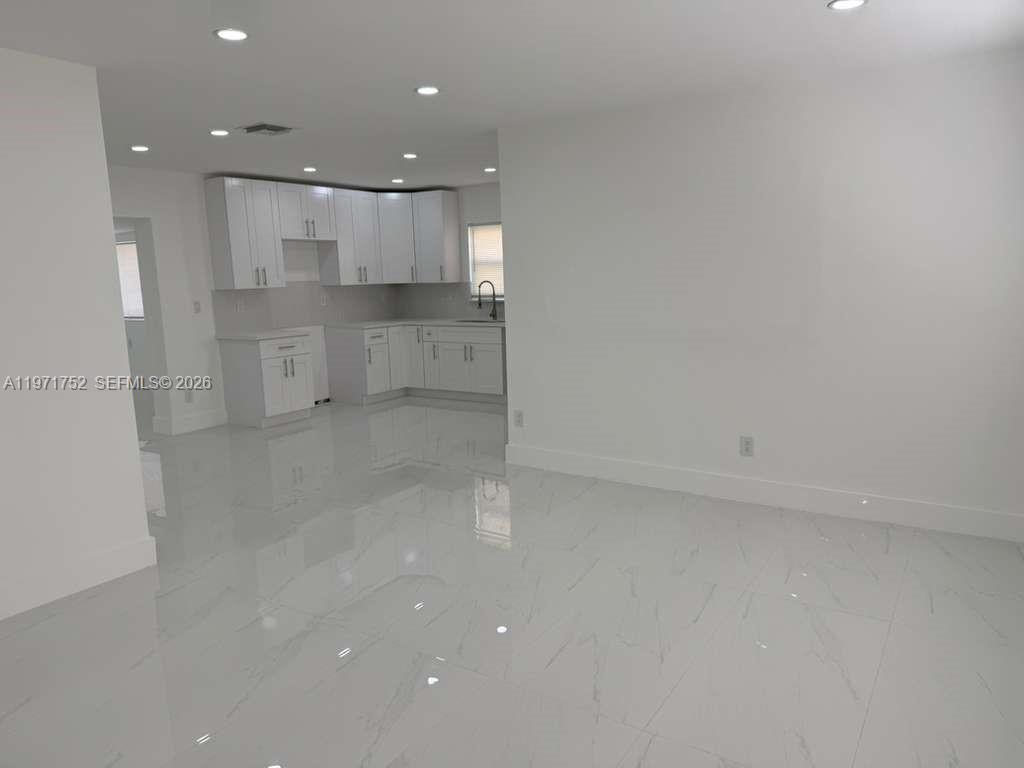 RICHLAND ESTATES - Residential