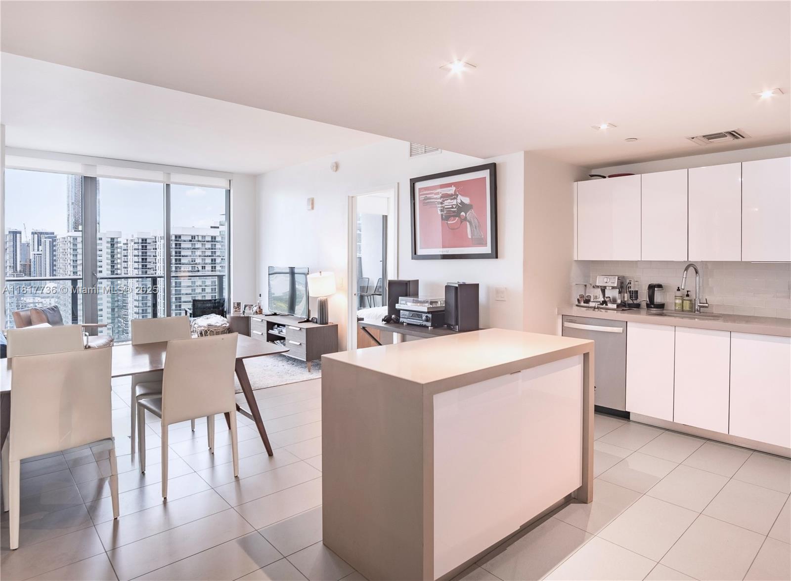 CANVAS CONDO - Residential Lease
