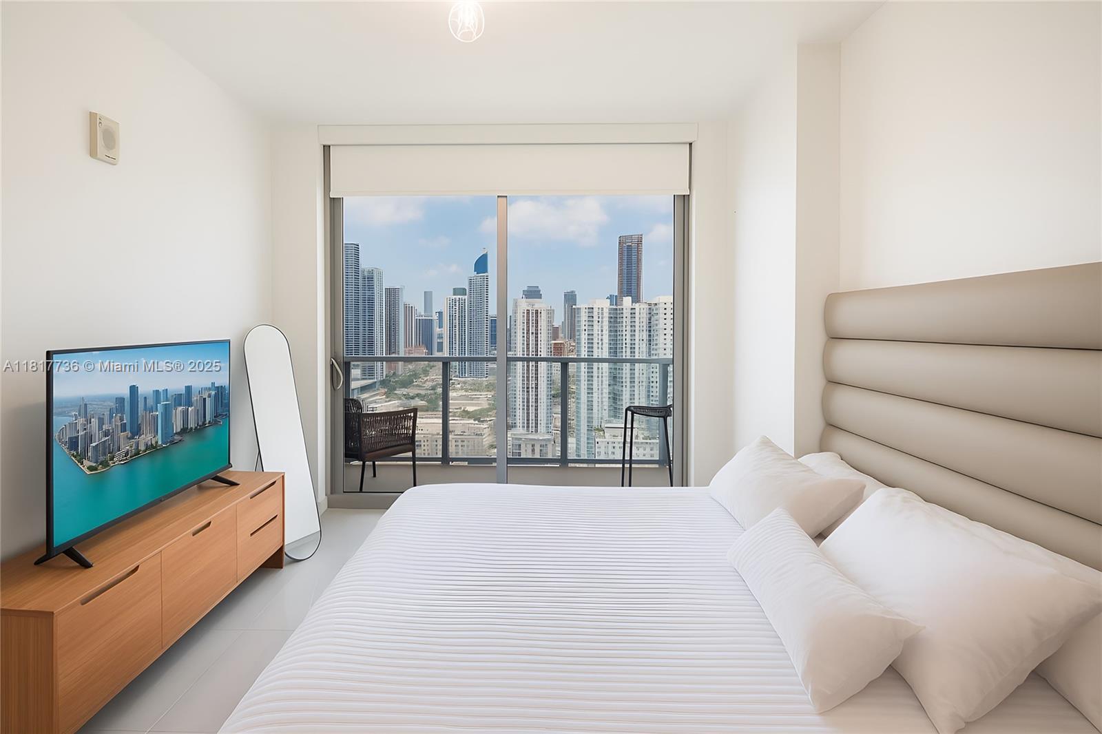 CANVAS CONDO - Residential Lease