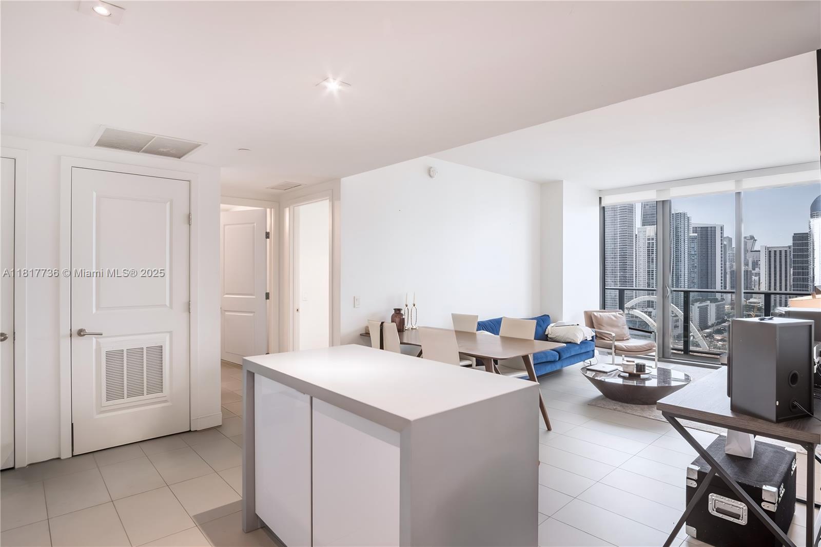 CANVAS CONDO - Residential Lease