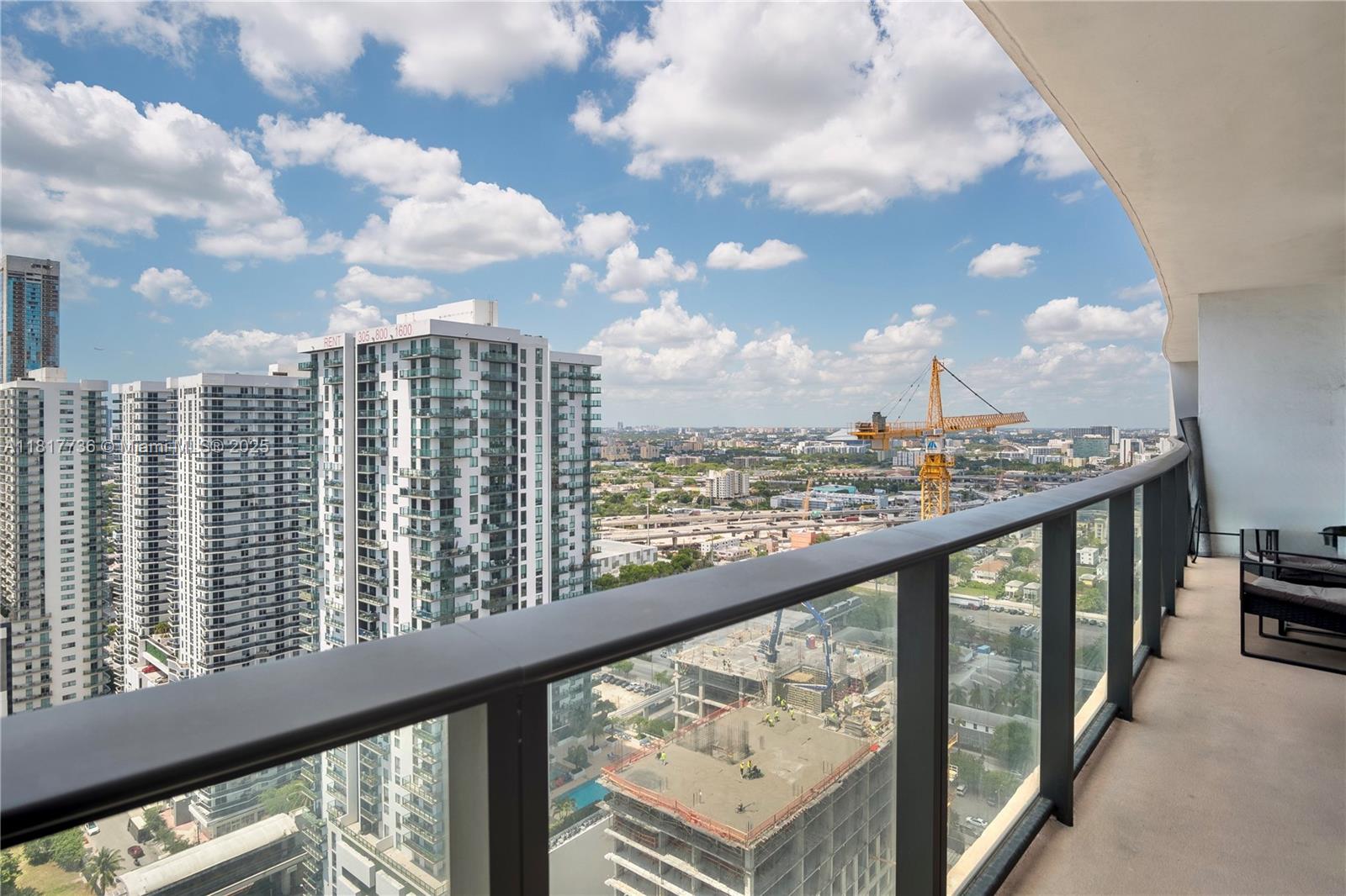 CANVAS CONDO - Residential Lease