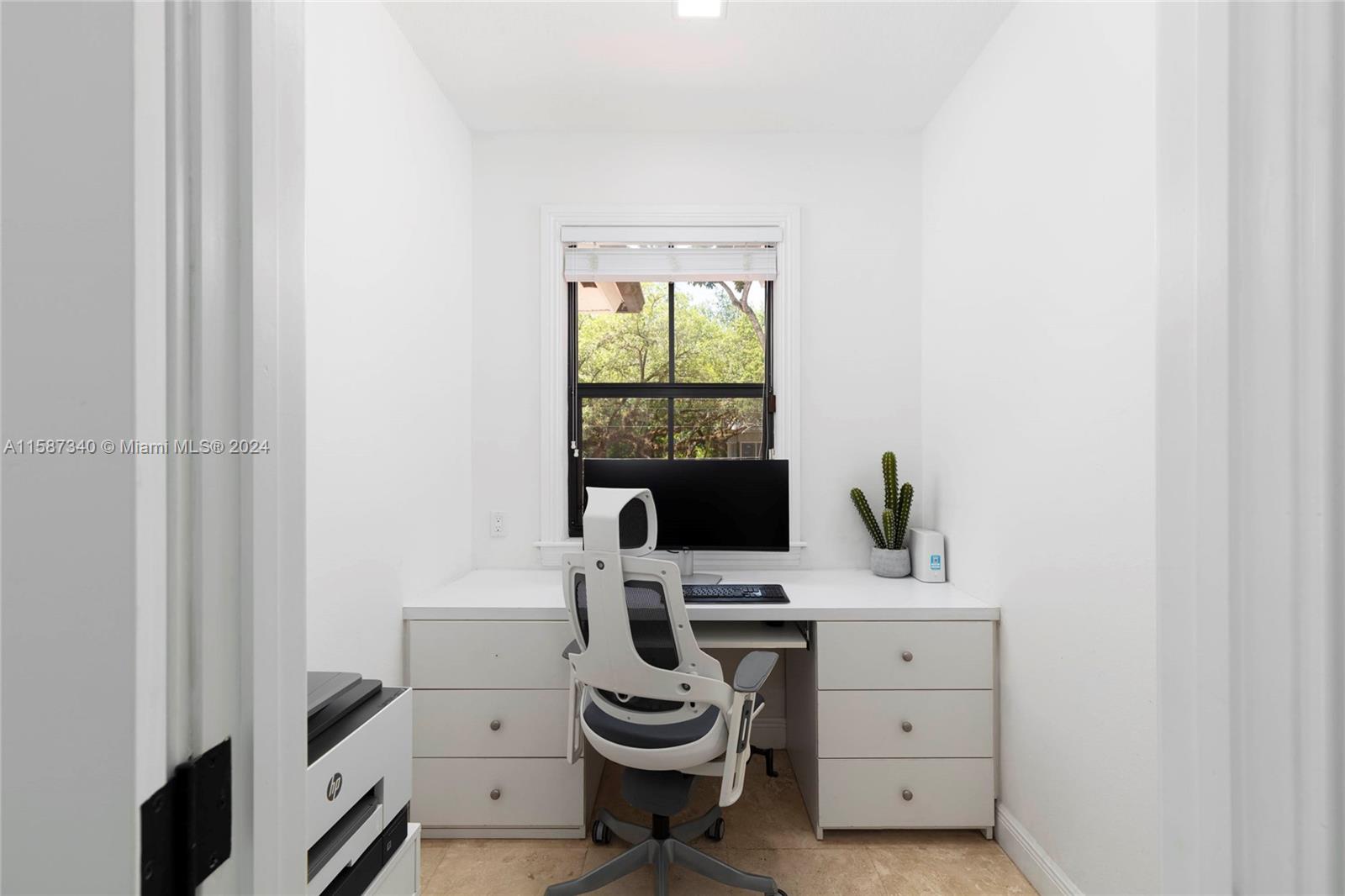 SUNSHINE VISTAS - Residential