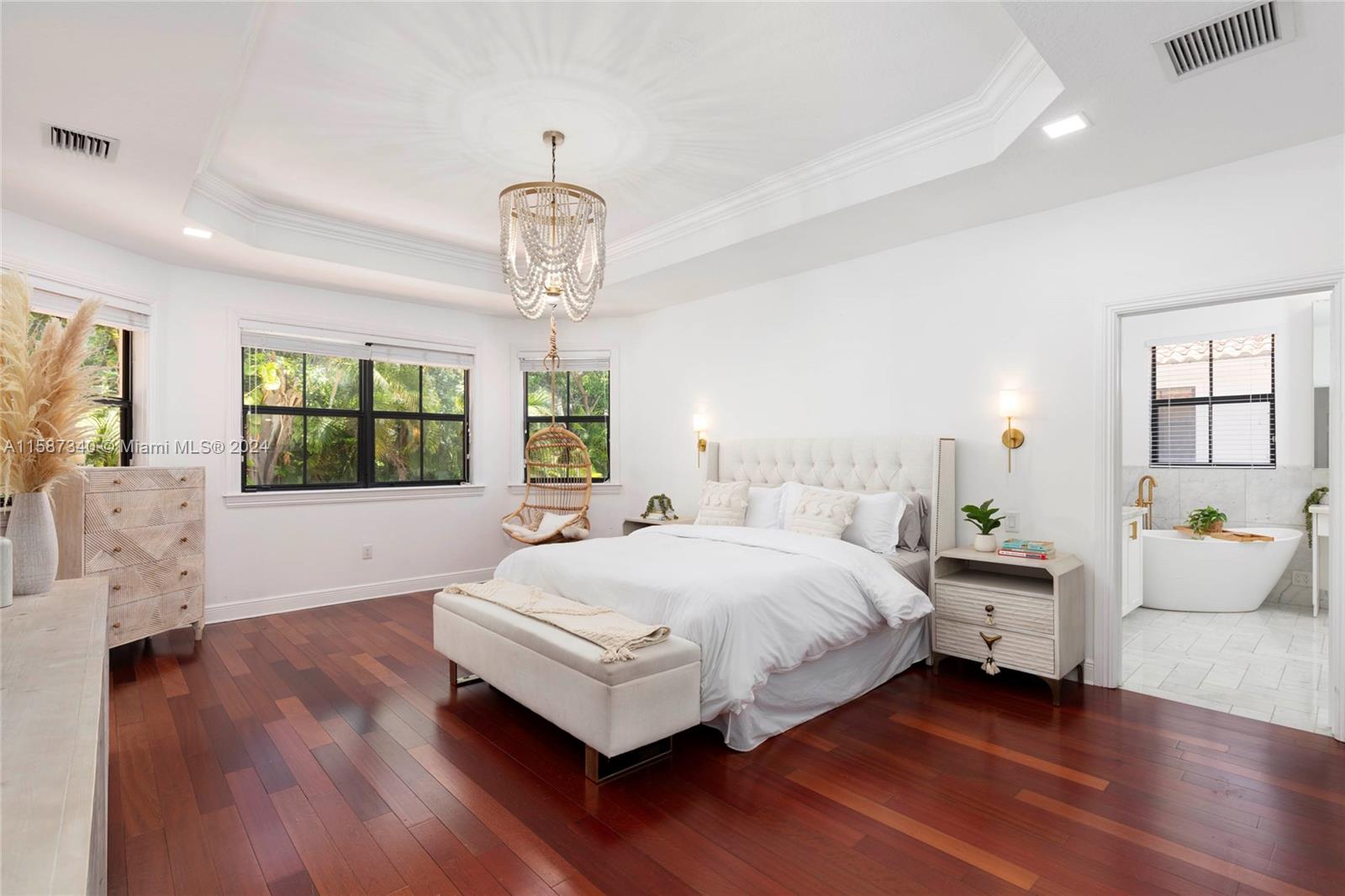 SUNSHINE VISTAS - Residential