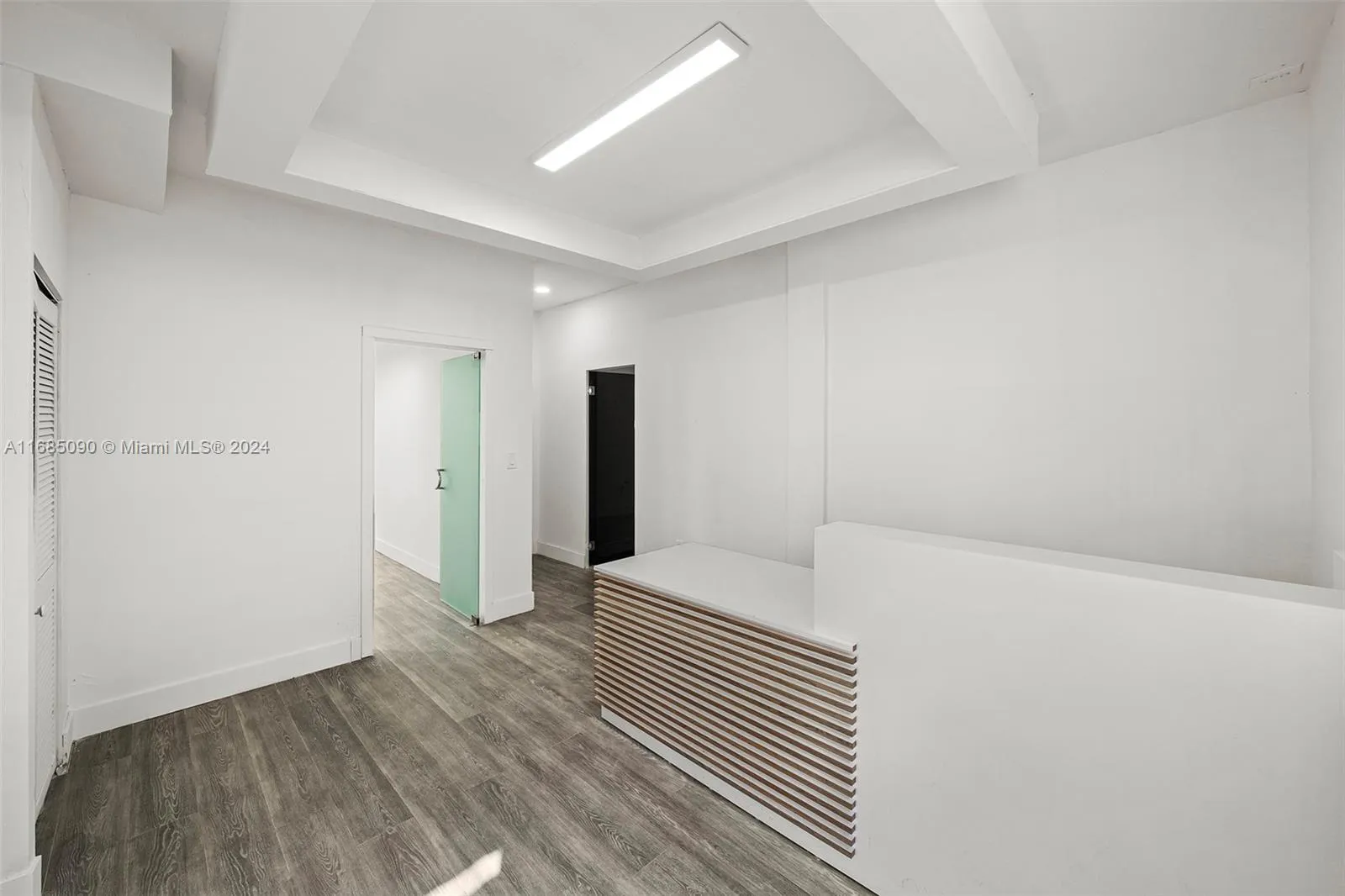 Miami, Florida 33186, United States, ,Residential,Pending,35778