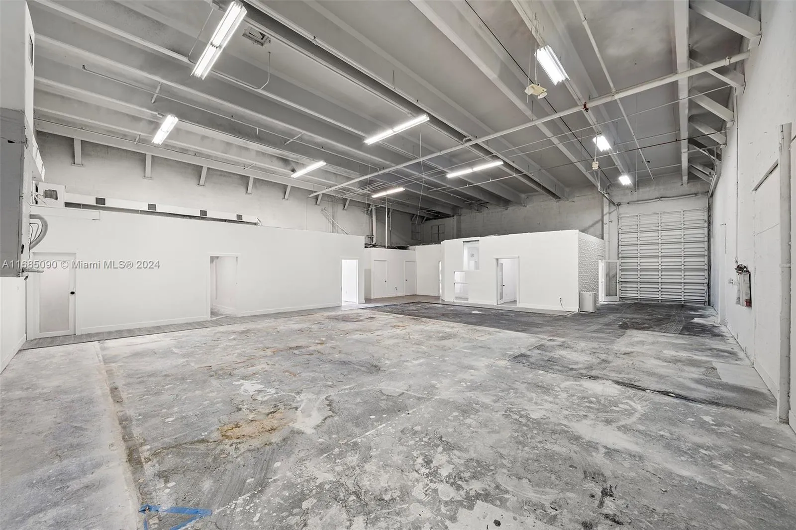 Miami, Florida 33186, United States, ,Residential,Pending,35778