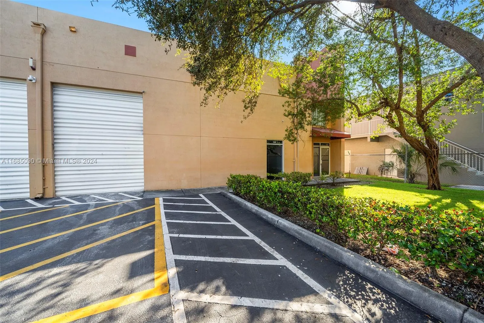 Miami, Florida 33186, United States, ,Residential,Pending,35778