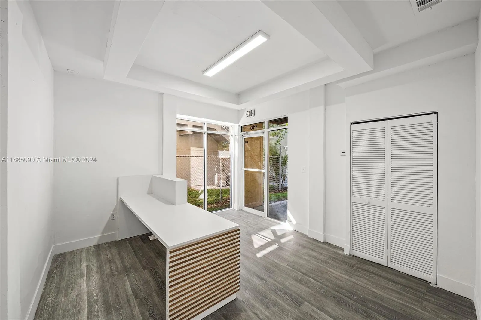 Miami, Florida 33186, United States, ,Residential,Pending,35778