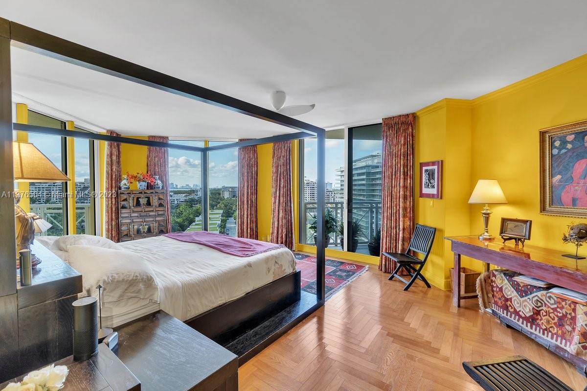 GRAND BAY TOWER CONDO - Residential