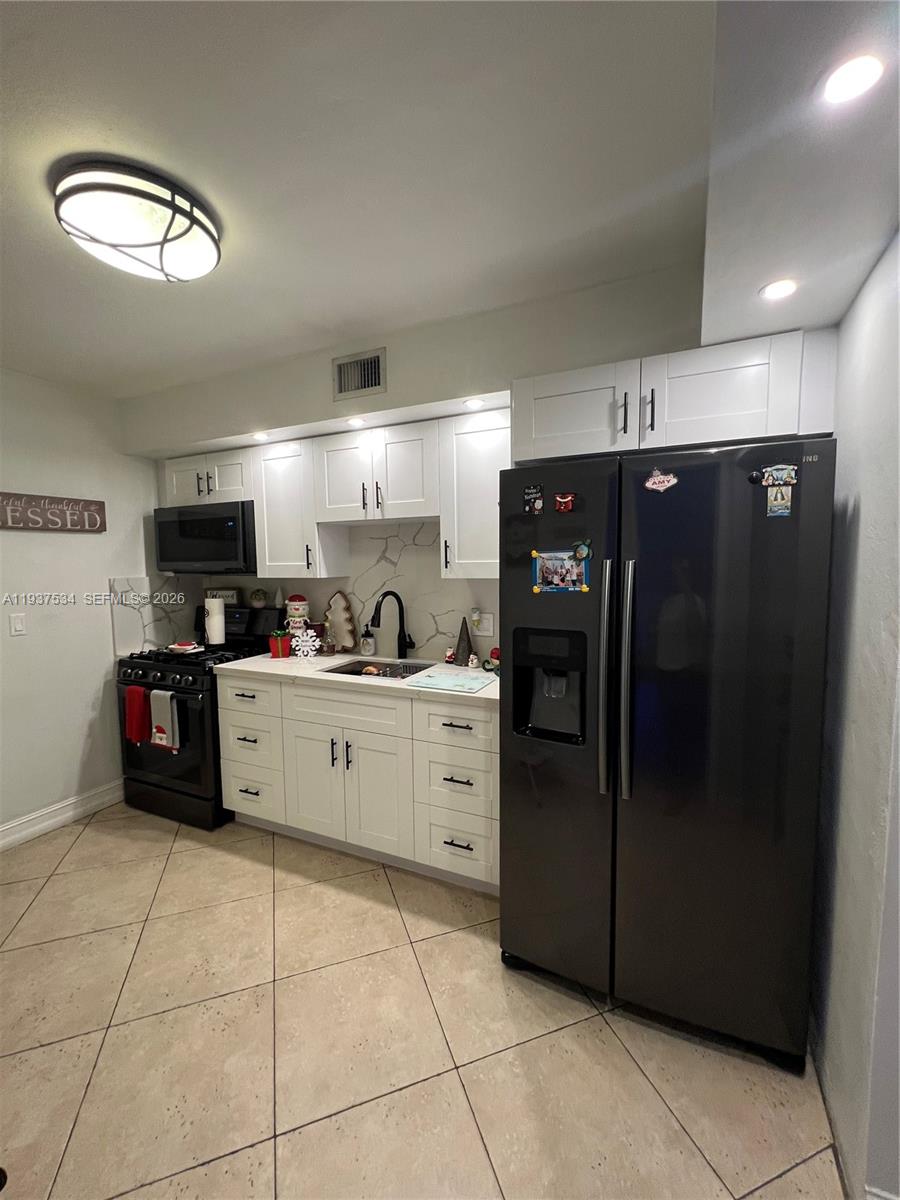 SUN-TAN VILLAGE SEC 2 - Residential