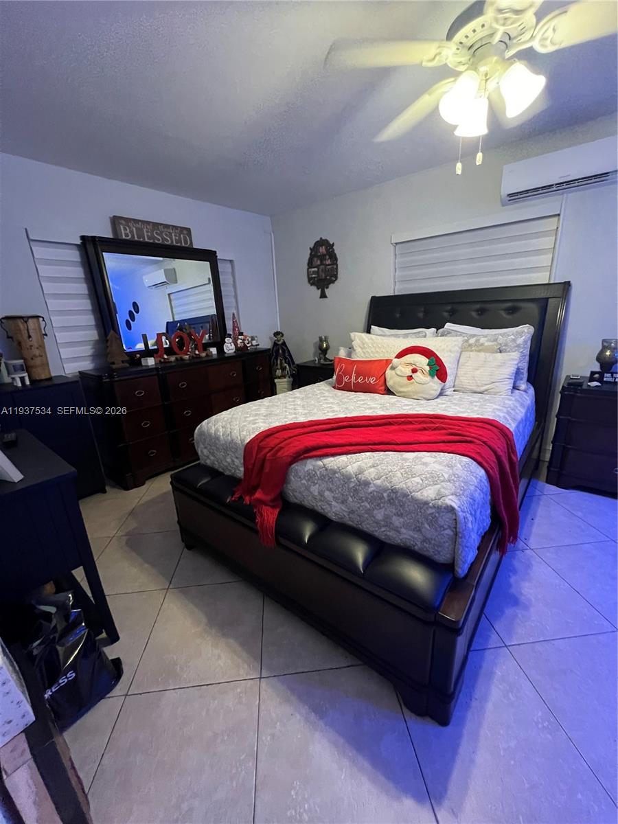 SUN-TAN VILLAGE SEC 2 - Residential