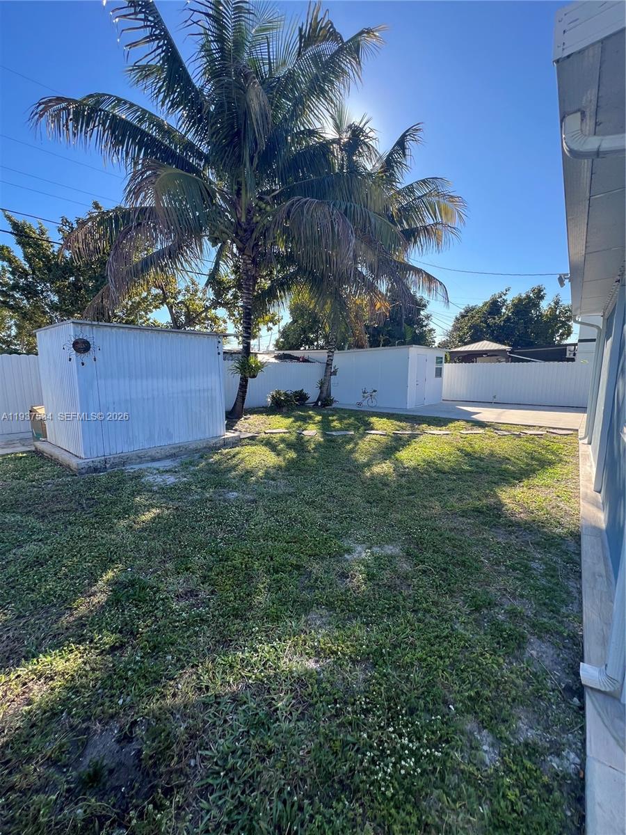 SUN-TAN VILLAGE SEC 2 - Residential