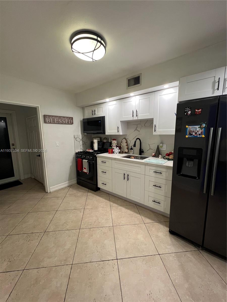 SUN-TAN VILLAGE SEC 2 - Residential