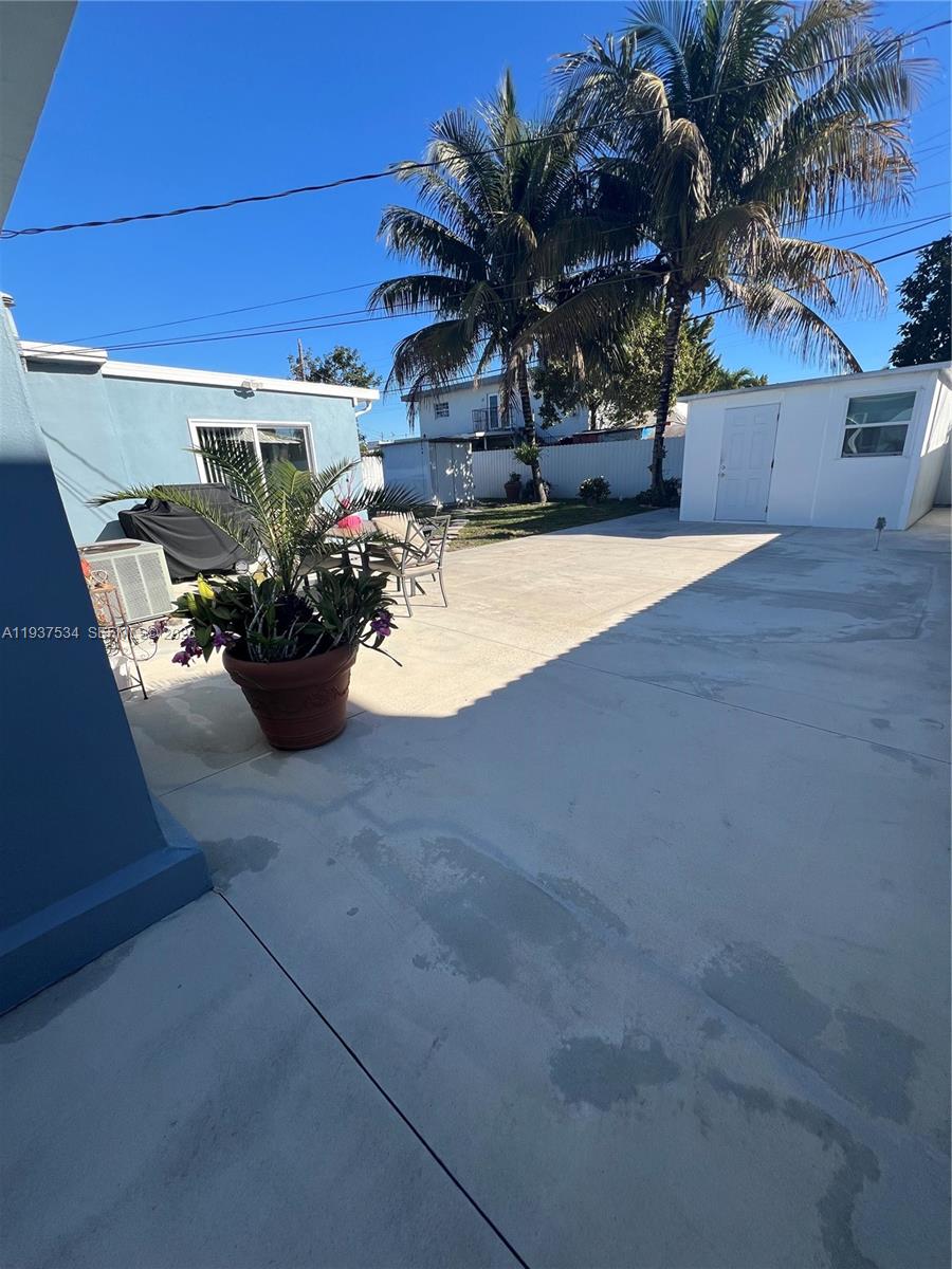 SUN-TAN VILLAGE SEC 2 - Residential