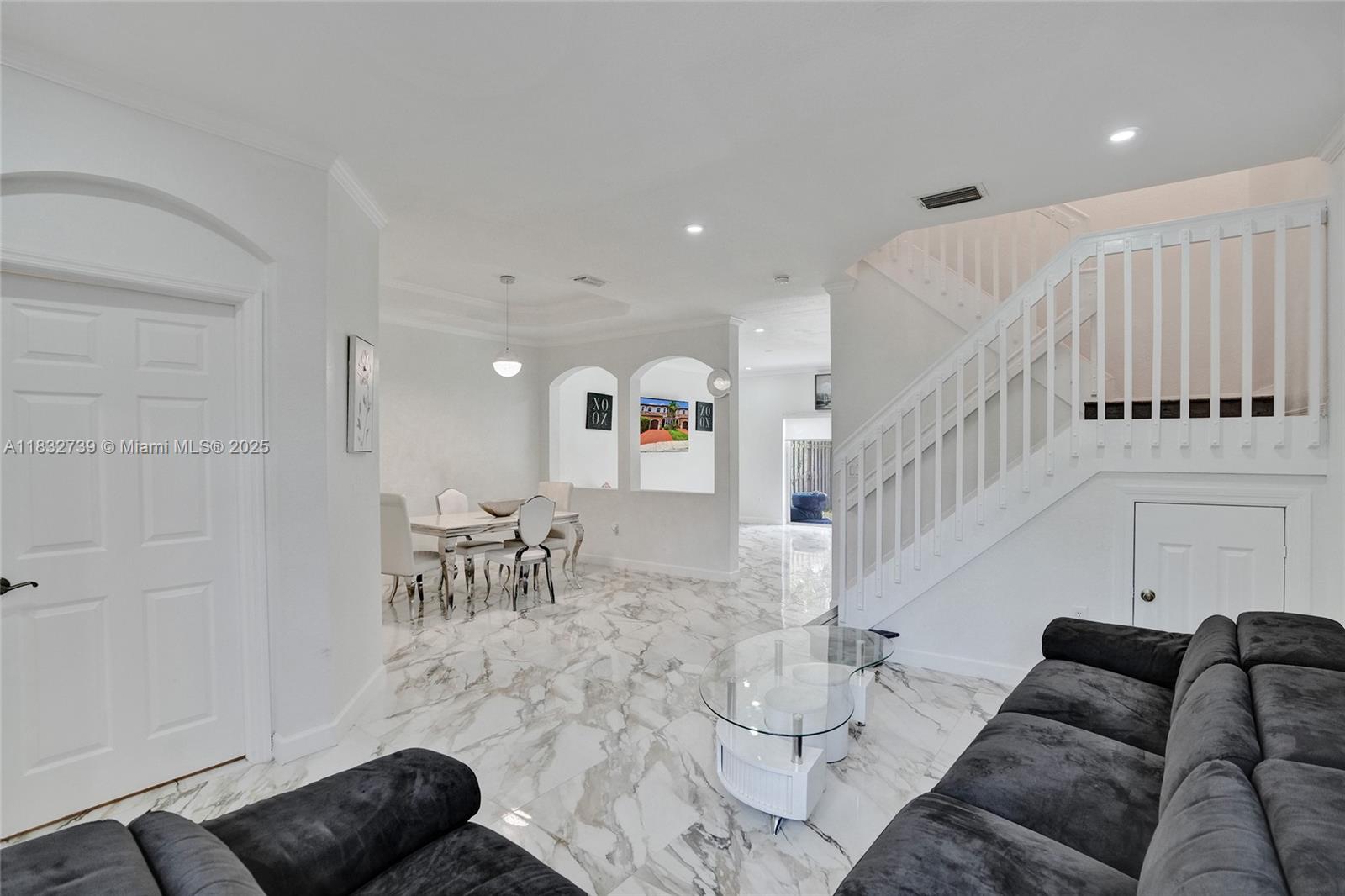 BELLAGIO AT VIZCAYA - Residential