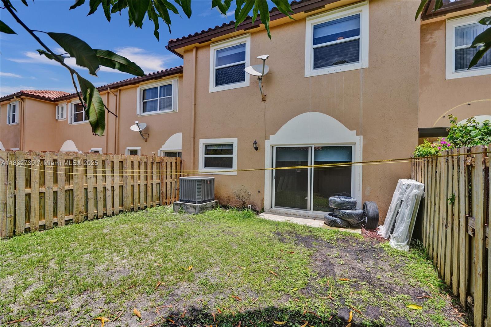 BELLAGIO AT VIZCAYA - Residential